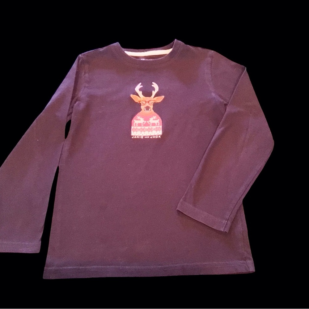 Janie and Jack lone sleeve top with appliqué, boys size 7